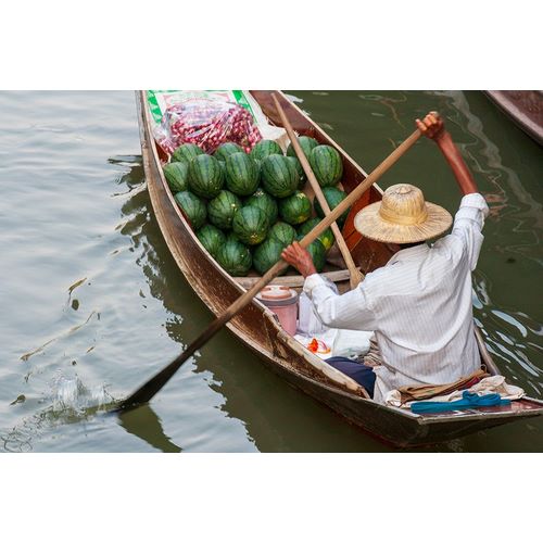 Haseltine, Tom 아티스트의 Damnoen Saduak Floating Market-Bangkok-Thailand-Man with a boatload of watermelons for sale작품입니다.